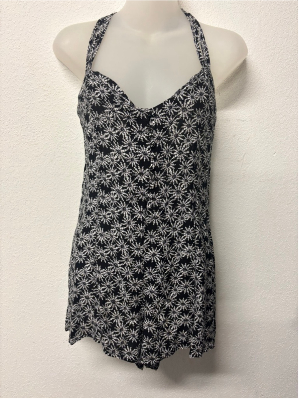 American Rag Black & White Floral Romper Juniors 3 (small)
